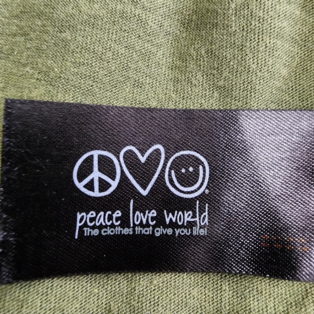 Peace Love World Olive Green Long Sleeve Tee with White Hamsa Hand Design SZ XL - Picture 8 of 9